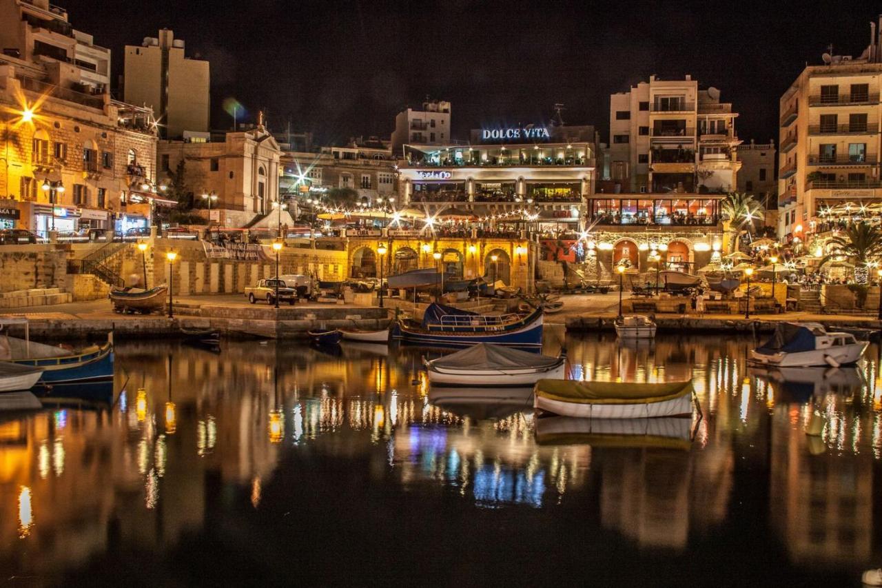 Luxe Apartment With Valletta And Harbour Views Sliema Exterior photo
